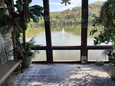 Lake Condo For Sale in Rockaway Beach, Missouri
