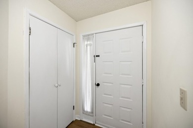Welcome to this inviting second-floor 1-bedroom, 1-bath condo in - photo 3