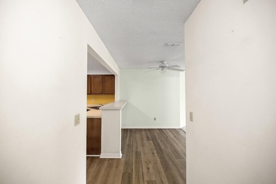 Welcome to this inviting second-floor 1-bedroom, 1-bath condo in - photo 4