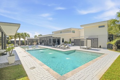 Set on just over half an acre in the heart of Blue Mountain - photo 5