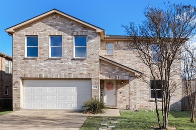 Lake Lewisville Home For Sale in Little Elm Texas