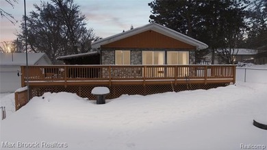Wild Goose Lake Home Sale Pending in Gregory Michigan