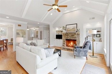 Welcome to 1033 Quail Cove-an inviting, light-filled home - photo 12