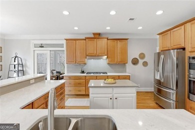 Welcome to 1033 Quail Cove-an inviting, light-filled home - photo 18
