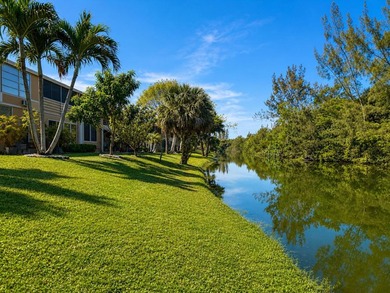 Beautifully maintained turnkey condo in a gated 55+ active adult - photo 20