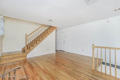 Welcome to 39 Selkirk Street located in a prime South Shore - photo 4