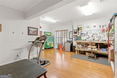 Welcome to 1033 Quail Cove-an inviting, light-filled home - photo 45