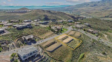 Rare opportunity to acquire three custom homesites within - photo 6