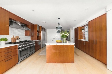 Now offered at $7,649,000, 506 East 87th Street presents a rare - photo 5