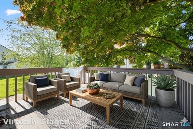 Welcome home to this charming and beautifully maintained - photo 17