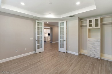 Here is your chance to own a rarely available Tangerly Oak model - photo 6