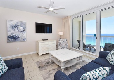 Beautiful 3 bedroom, 3 bath residence (with private parking spot - photo 2