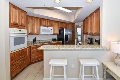 Beautiful 3 bedroom, 3 bath residence (with private parking spot - photo 4