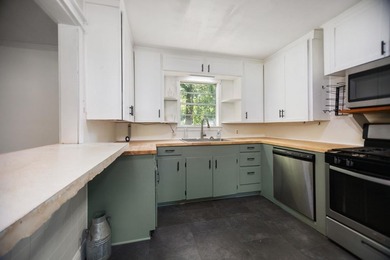 Lake Sam Rayburn  Home Sale Pending in San Augustine Texas