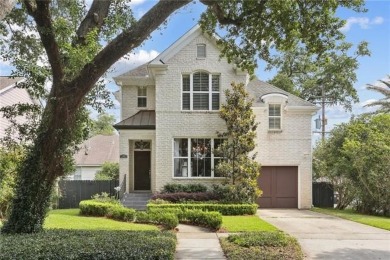Lake Home Sale Pending in New Orleans, Louisiana