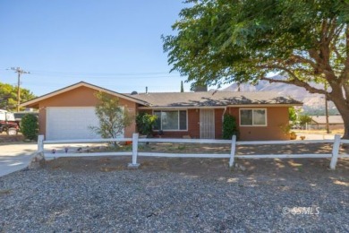 Lake Home For Sale in Lake Isabella, California