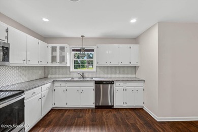 Welcome to 507 Old Mission Road in Brunswick, GA - a beautifully - photo 12