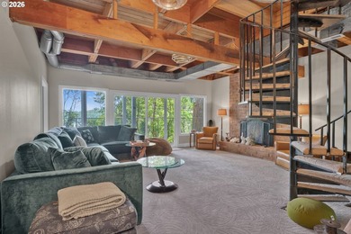 Experience the best of Woahink Lake living in this beautifully - photo 31