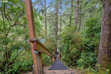 Experience the best of Woahink Lake living in this beautifully - photo 42