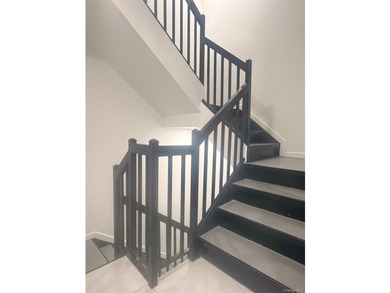Prime Downtown Flushing - Brand New Boutique Condo Building For - photo 3
