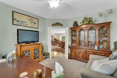 Don't miss this beautifully updated Lilac model overlooking a - photo 9