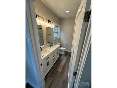 Newly built and quality construction in Black Mountain! Close to - photo 20
