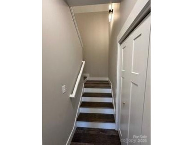Newly built and quality construction in Black Mountain! Close to - photo 25