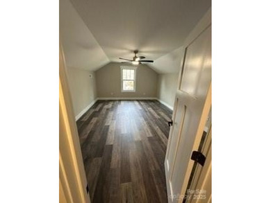 Newly built and quality construction in Black Mountain! Close to - photo 29