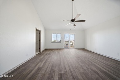 Location matters! Perfectly located at the foot of the Franklin - photo 31