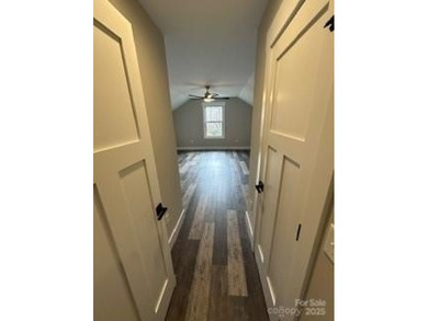 Newly built and quality construction in Black Mountain! Close to - photo 32