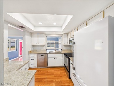 Welcome to this well-maintained 3-bedroom, 2-bathroom home with - photo 5