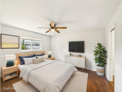 Welcome to this well-maintained 3-bedroom, 2-bathroom home with - photo 7