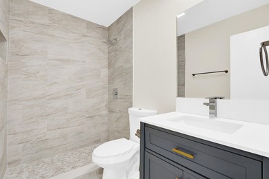 LOCATION, LOCATION, LOCATION! Located in the heart of Palm Beach - photo 19