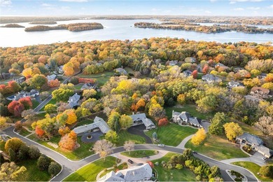 Lake Minnetonka Home Sale Pending in Shorewood Minnesota