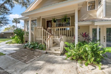 St. Johns River - Putnam County Home For Sale in San Mateo Florida