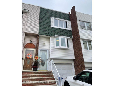 UNDER MARKET VALUE 3 BEDROOM, 2 BATHROOM TOWNHOME IN HUGUENOT - photo 1