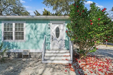 LOCATION, LOCATION!!! A MUST SEE, NO HOA!!!This is an income - photo 3