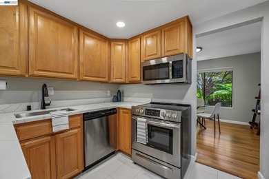 Welcome to Baywood Village, a quiet and tree-filled community in - photo 14
