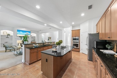 Elegant Preserve Estate in Palencia. This refined 4,175 sq. ft - photo 15