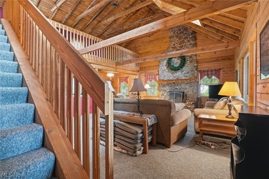 This cozy Lake front home with the warmth & charm of a private - photo 20