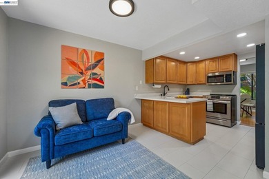 Welcome to Baywood Village, a quiet and tree-filled community in - photo 22