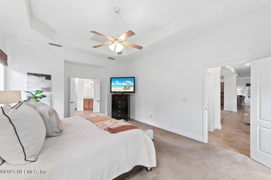 Elegant Preserve Estate in Palencia. This refined 4,175 sq. ft - photo 25