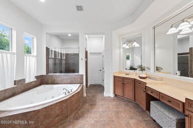 Elegant Preserve Estate in Palencia. This refined 4,175 sq. ft - photo 26