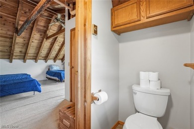 This cozy Lake front home with the warmth & charm of a private - photo 27