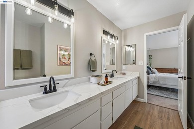 Welcome to Baywood Village, a quiet and tree-filled community in - photo 33