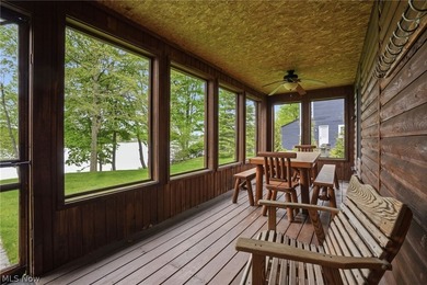 This cozy Lake front home with the warmth & charm of a private - photo 36