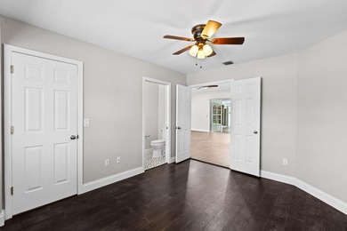 Welcome to this spacious single-story pool home in the - photo 43