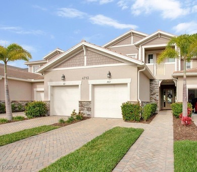 (private lake, pond, creek) Condo For Sale in Naples Florida