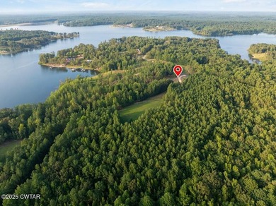 Prime lakefront water property with 1,000 +/- feet of shoreline - photo 7