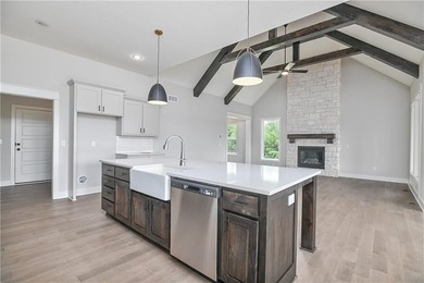 BEAUTIFUL HOME WITH A GOLF COURSE VIEW!This home is perfectly - photo 17